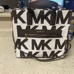Michael Kors bag